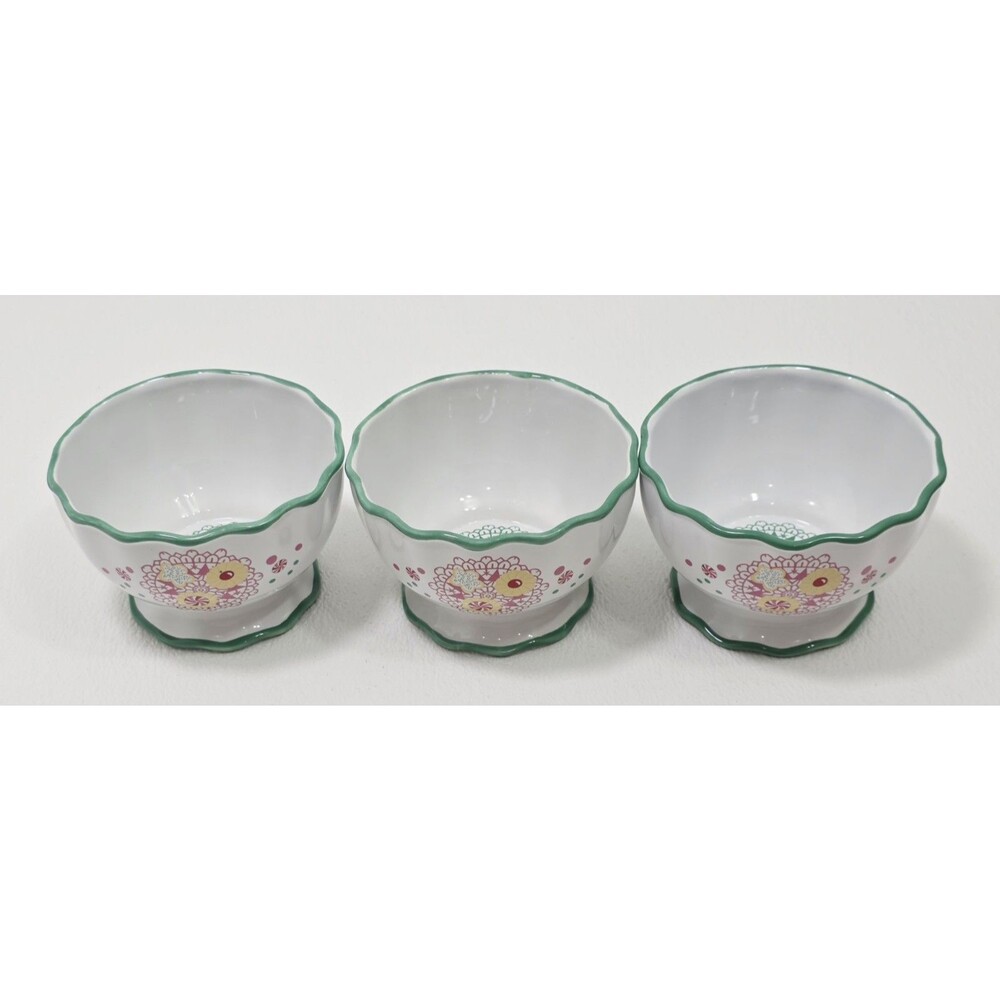 Vintage Ceramic Footed Ice Cream Dessert Bowl Set of 3 White w Scalloped Edges